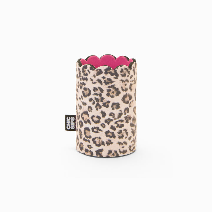 Leopard print can sleeve with scalloped edge and pink lining