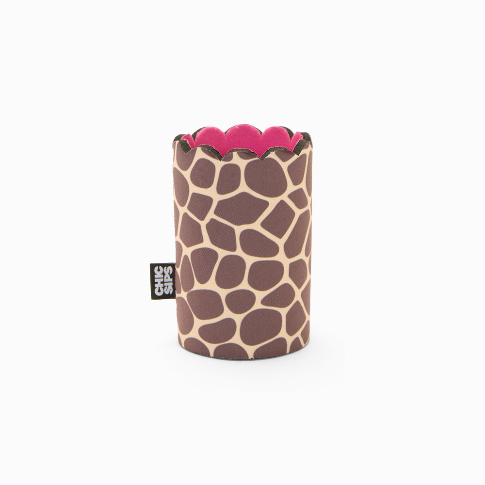 Giraffe print can sleeve with scalloped edge and pink lining