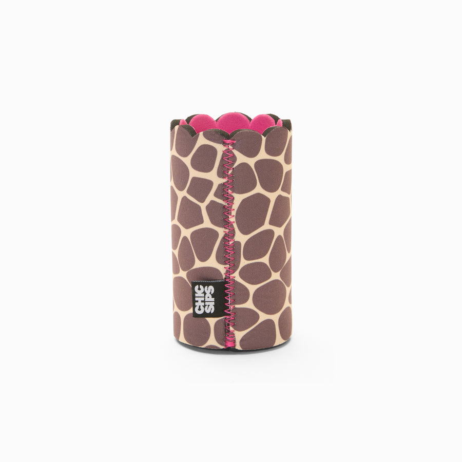 Giraffe print can sleeve with scalloped edge, pink lining and pink zigzag seam