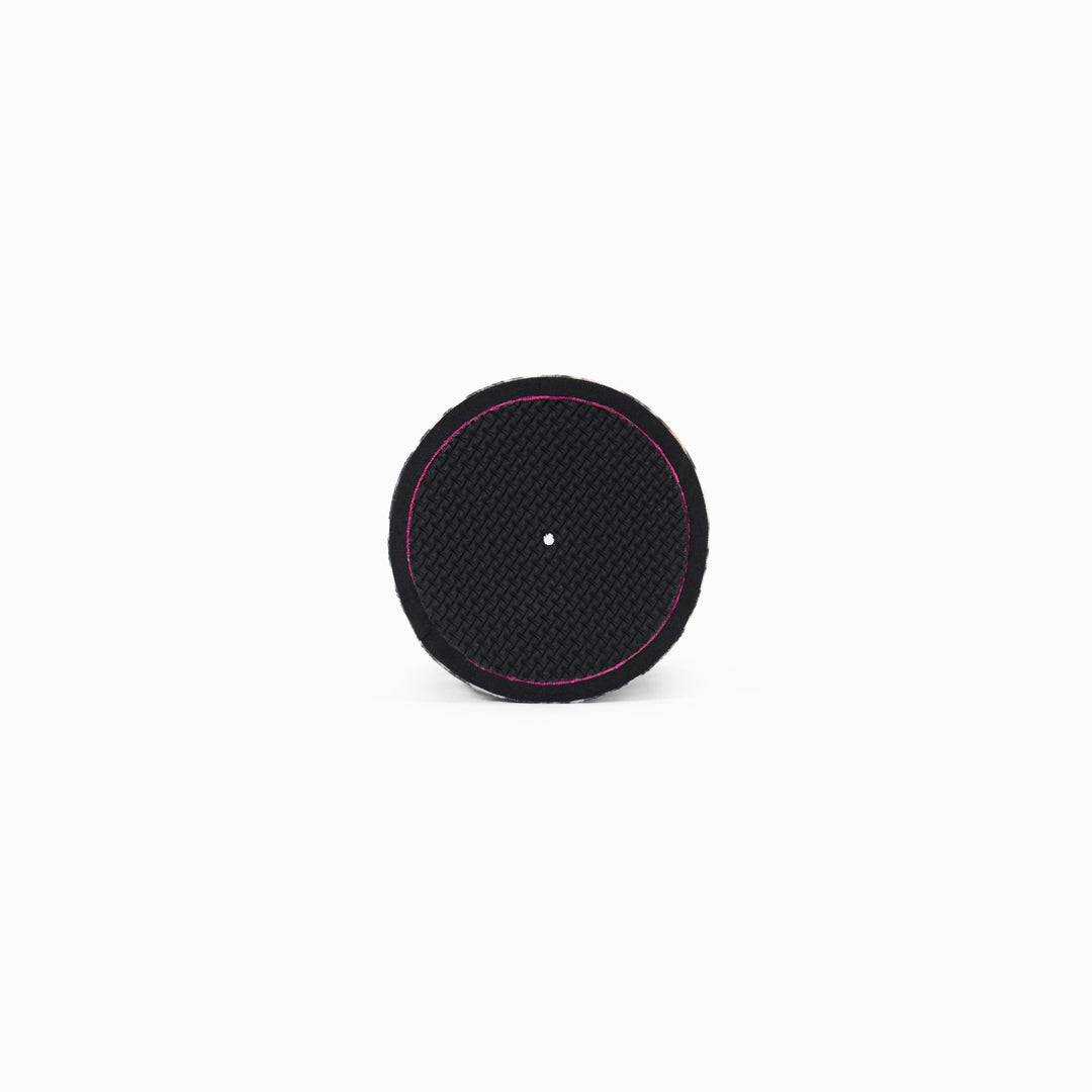 Can sleeve base with black non-slip textured grip