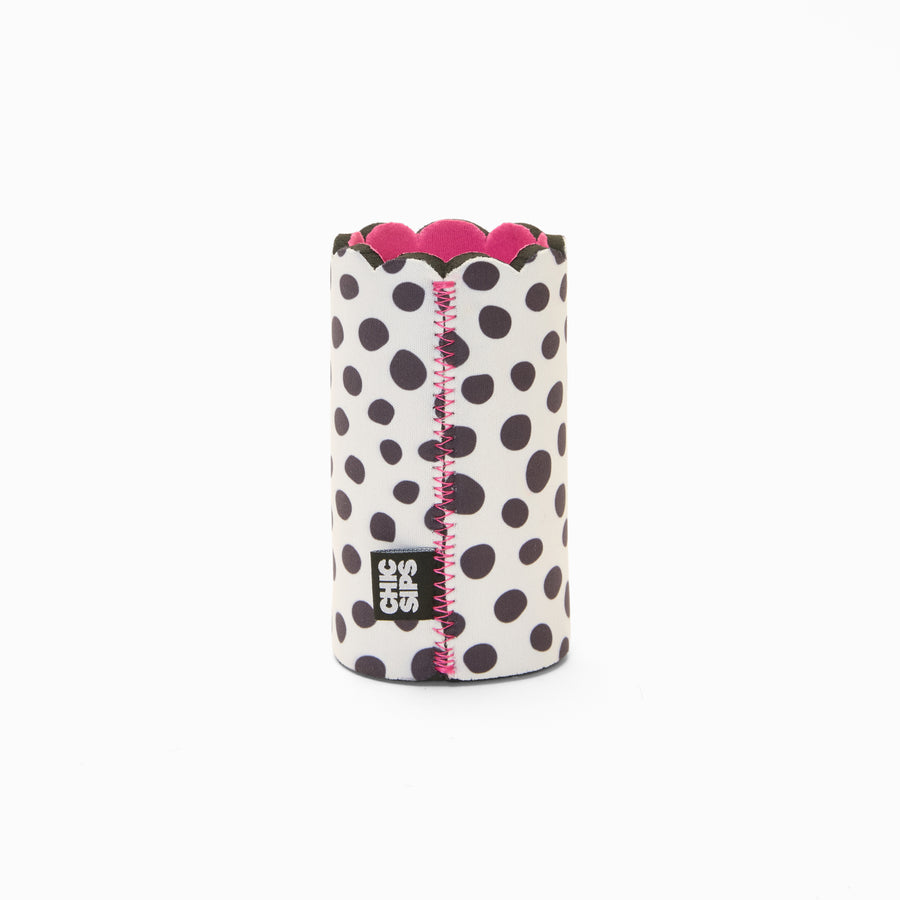 Black and white polka dot can sleeve with scalloped edge, pink lining and pink zigzag seam