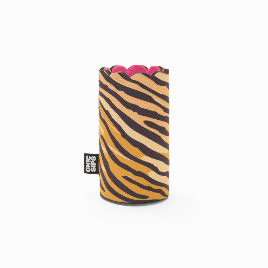Tiger print can sleeve with scalloped edge and pink lining