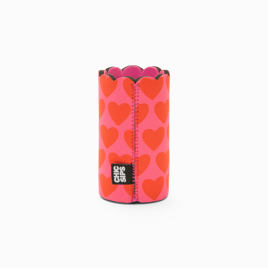 Pink and red heart print can sleeve with scalloped edge, pink lining and pink zigzag seam