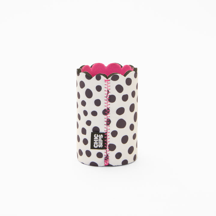 Black and white polka dot can sleeve with scalloped edge, pink lining and pink zigzag seam