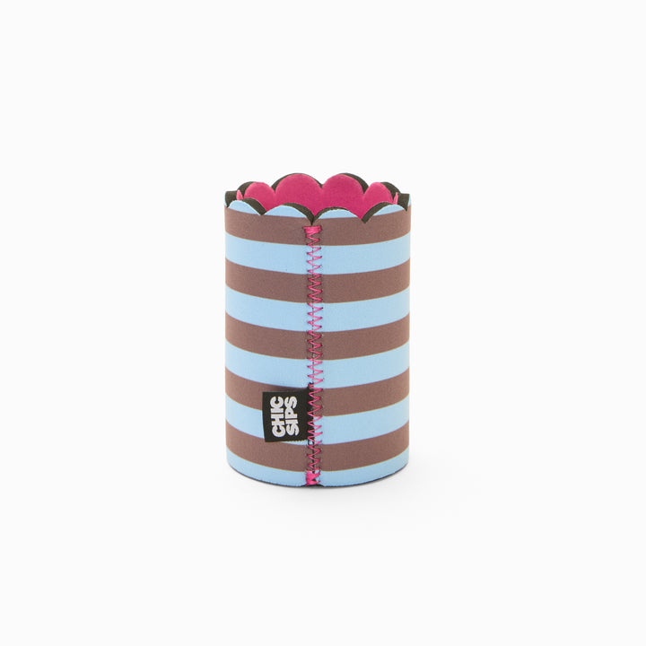 Blue and chocolate stripe print can sleeve with scalloped edge, pink lining and pink zigzag seam