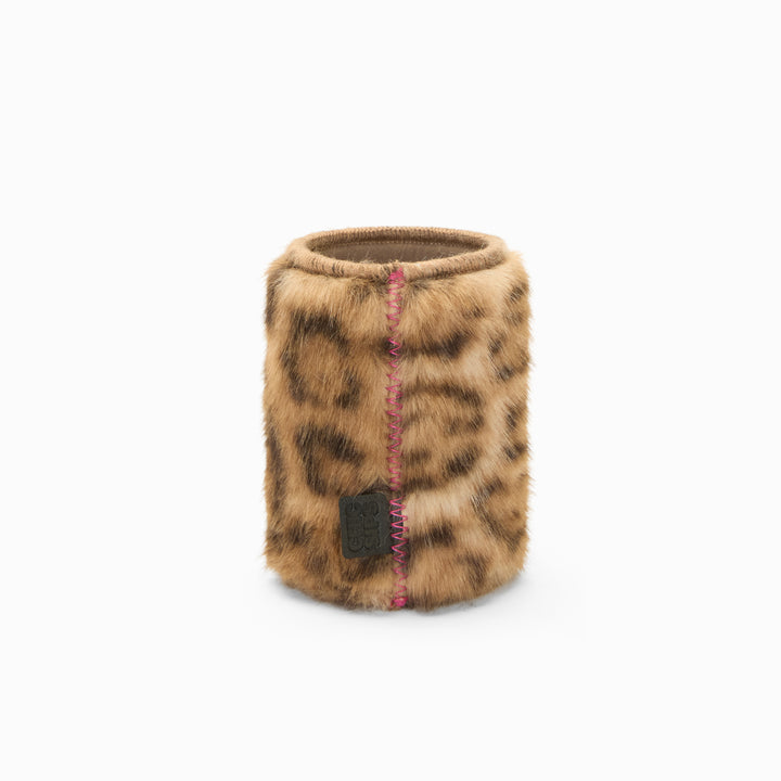 Leopard print faux fur can sleeve with pink zigzag seam